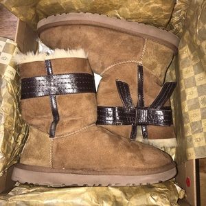 UGG Josette Chestnut Boots size 8 - Hard To Find!